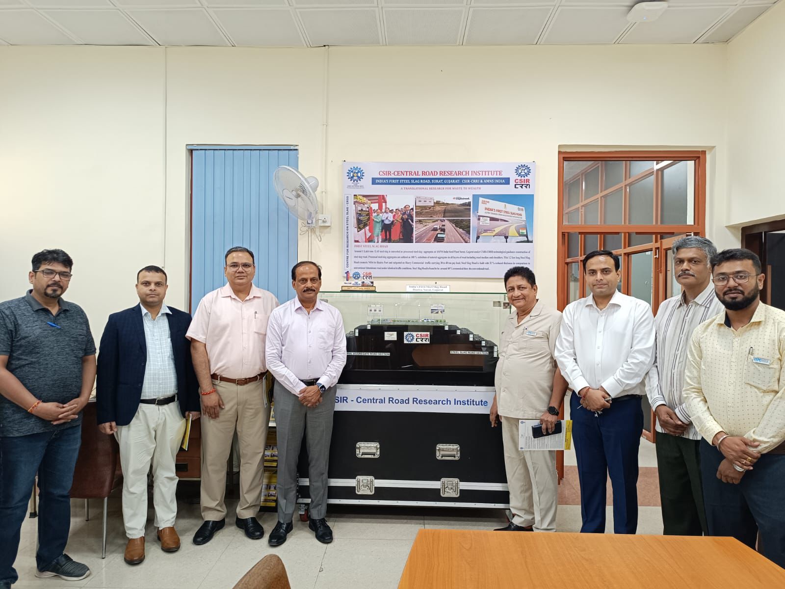 Dignitaries from left- Dr Abhishek Mittal, Principal Scientist, CSIR- CRRI; Mr Shafi Akhtar, Assistant Director, EEPC India; Mr Rakesh Suraj, Regional Director (NR), EEPC India; Dr Manoranjan Parida, Director, CSIR-CRRI; Mr D J Basu, Coordinator, EEPC India Technology Centre and Director (Personnel & Administration), EEPC India; Mr Satish Pandey, Principal Scientist, CSIR-CRRI; Dr P S Prasad, Chief Scientist, CSIR-CRRI and Mr Shibasish Sen, 3D Design Engineer, EEPC India Technology Centre.