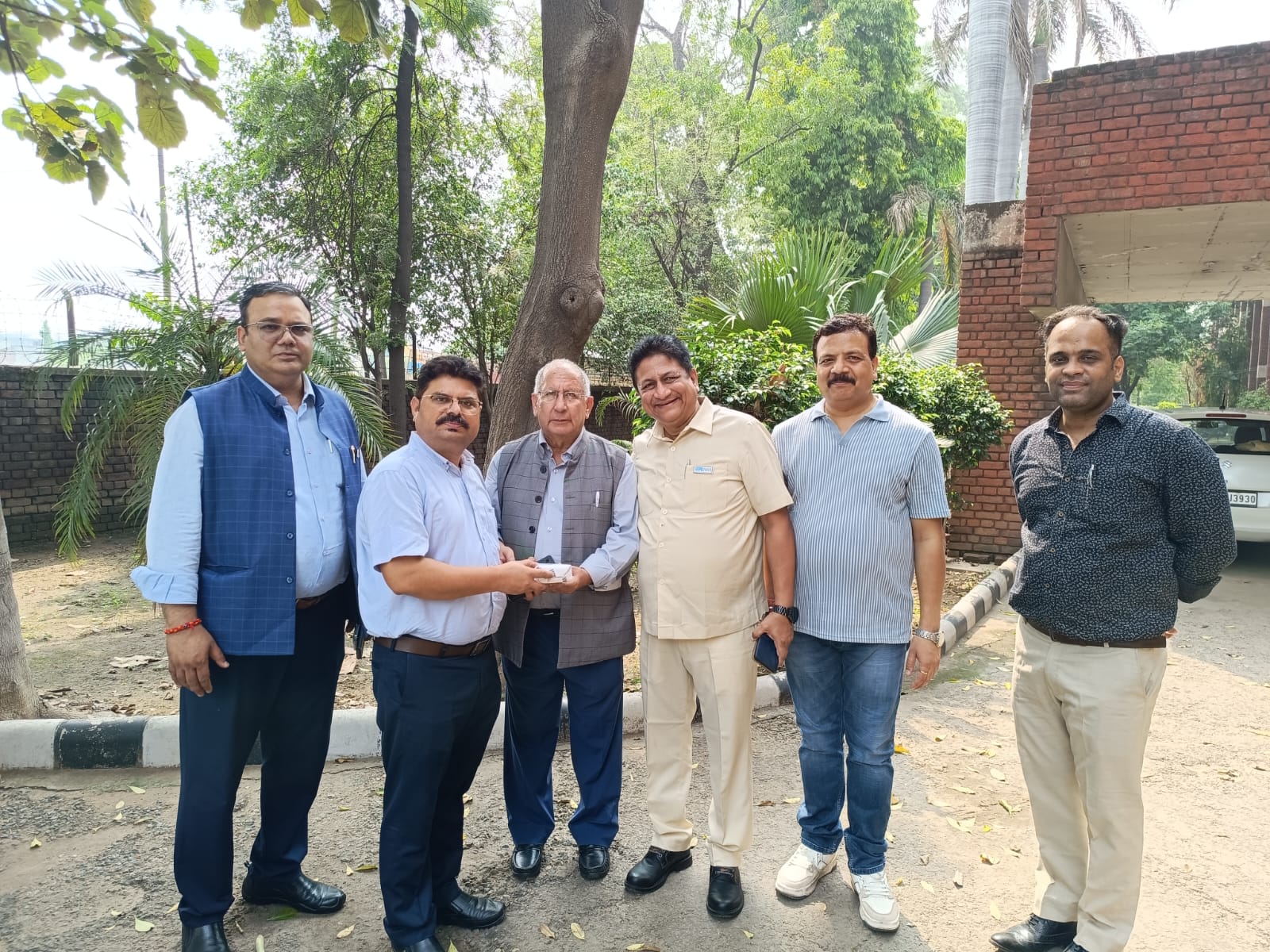 EEPC India Technology Centre visits the R & D Centre for Bicycle and Sewing Machines. Dignitaries present (from left)- Mr Rakesh Suraj, Regional Director (NR), EEPC India; Dr Sanjeev Katoch, In-Charge, R & D Centre for Bicycle and Sewing Machines; Mr Ajay Goswami, Deputy Regional Chairman (NR), EEPC India; Mr D J Basu, Director (Personnel & Administration), EEPC India and Coordinator, EEPC India Technology Centre. Mr Gaurav Gupta, Assistant Director, EEPC India (SRO), Jalandhar (extreme right) is also present.