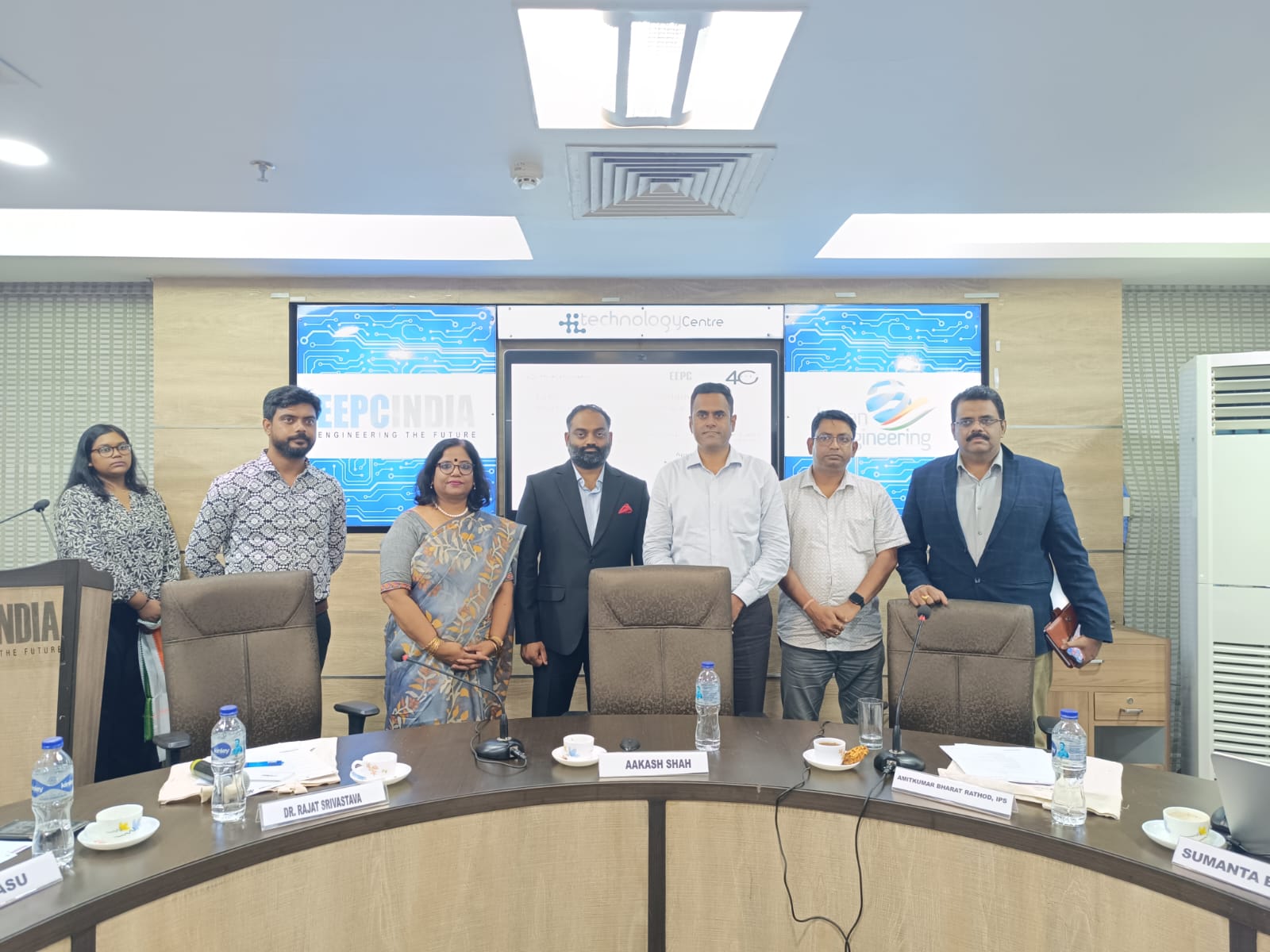 Dignitaries from right- Dr. Rajat Srivastava, Additional Executive Director, EEPC India; Mr. Sumanta Biswas, Assistant Director, CUTS International; The Chief Guest, Mr. Amitkumar Bharat Rathod, IPS, DIG-1, Cyber Crime Wing, Kolkata; Mr. Aakash Shah, Vice Chairman, EEPC India; Ms Jaya Basu, Regional Director (ER), EEPC India & Coordinator of EEPC India Technology Centre; and Mr. Subham Ghosh, CUTS International are present at the session. It was a session between EEPC India Technology Centre and CUTS International (an initiave driven by Asia Foundation, under the aegis of GOOGLE).