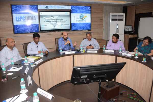 Mr Ravi Sehgal, Chairman, EEPC India giving welcome address. On his right Mr Veera Pandian, Technical Specialist, Autodesk India Ltd; To his right - Mr G K Madhogaria, Dy Regional Chairman (ER), EEPC India. Mr B N Agarwal, Sr. Member of the Regional Committee (ER), EEPC India; Mr Bhaskar Sarkar, Advisor, EEPC India Technology Centre; Mrs Anima Pandey, Regional Director (ER) & Director (Membership), EEPC India are seen on the dais (on the left of Mr. Sehgal).