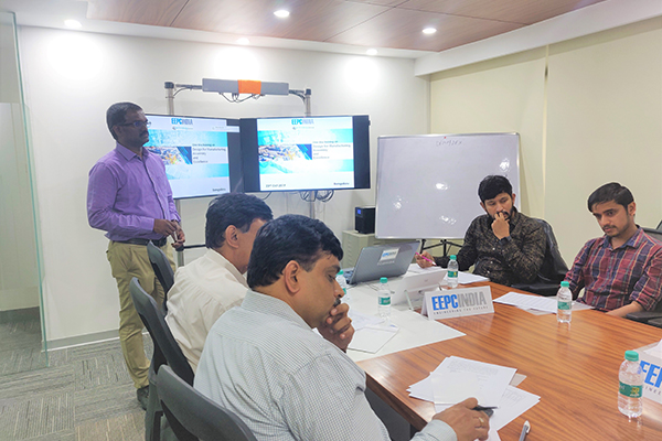 Mr. D Karthikeyan, Assistant Head, EEPC India Technology Centre, Bengaluru (standing far left) is delivering training on DFMA