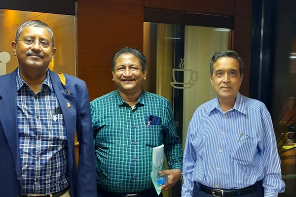 Visit of Prof. Dr Siddhartha Das, Dept. of Metallurgical and Materials Engineering and Managing Director, Science and Technology Entrepreneurs` Park (STEP), Prof-in-Charge, Incubation and Entrepreneurship Programs, Sponsored Research and Industrial Consultancy (SRIC) at EEPC India Technology Centre, Kolkata along with Mr. Arun Kumar Garodia, Vice Chairman, EEPC India & Member of EEPC India Technology Committee and Mr. D. J. Basu, Sr. Jt. Director, EEPC India & Coordinator, EEPC India Technology Centre. Assurances on collaborative efforts between IIT KGP and Tech Centre on various technology areas for knowledge sharing, development and consultancies for the benefit of MSMEs formed the integral part of discussions during his visit.